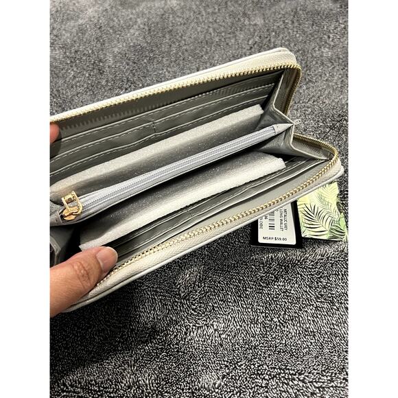 NEW Badgley Mischka Silver Studded Zip around Wallet - Picture 2 of 5